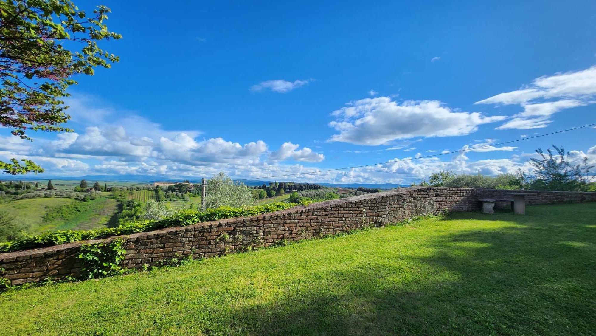 Vila Al Glicine Di Sant'Abondio Siena Exteriér fotografie
